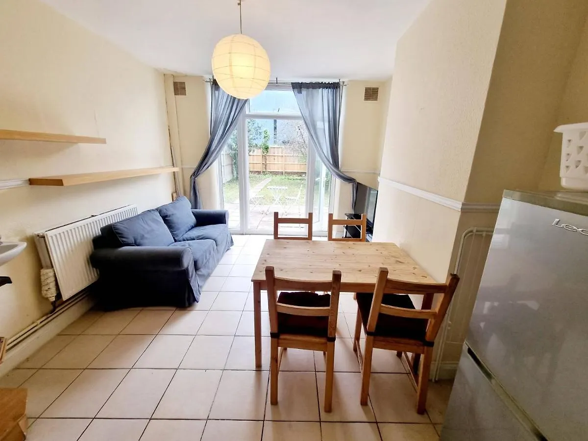 Orford Village Room London 0*,  United Kingdom